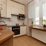 Cozy Batalionow Chlopskich In By Renters Appartement *