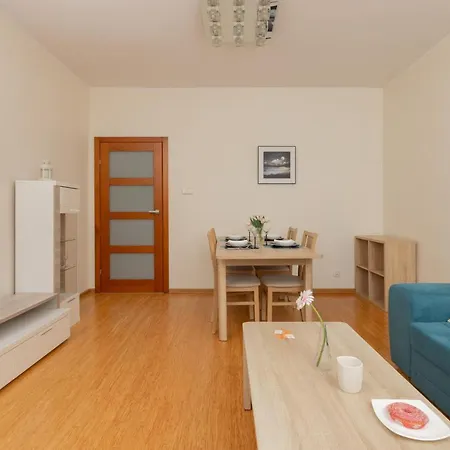Cozy Batalionow Chlopskich In By Renters Appartement Gdynia