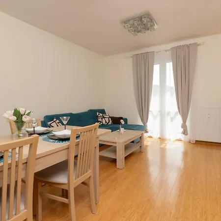 Cozy Batalionow Chlopskich In By Renters 公寓 格丁尼亚